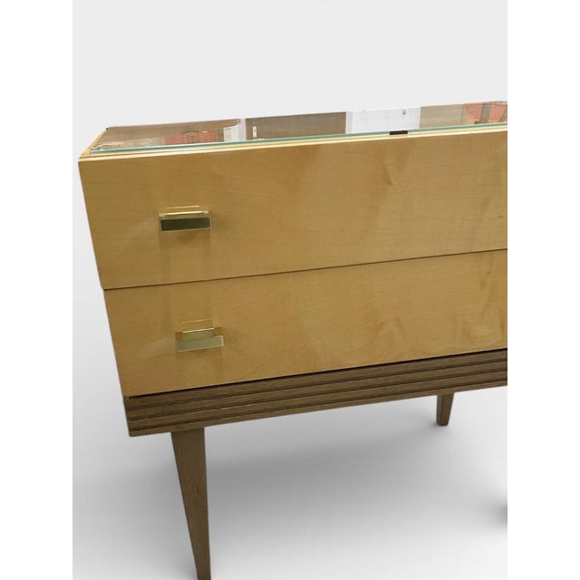 Mid-Century Bedside Table with Drawers in Maple Veneer with Brass Handles and Glass Top, Germany, 1950s-1960s For Sale - Image 6 of 9