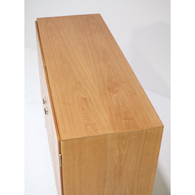 Model 232 China Cabinet in Oak by Børge Mogensen for FDB Furniture, Denmark, 1960s For Sale - Image 11 of 13
