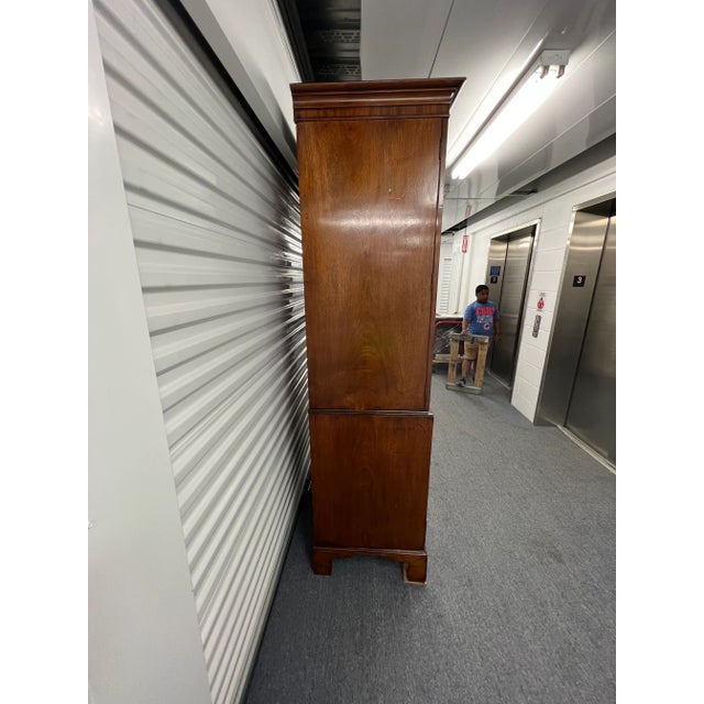 Late 18th Century Antique George III Linen Press From West Croydon, Surrey United Kingdom For Sale - Image 9 of 11