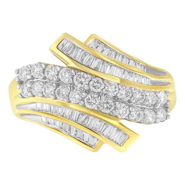 10K Yellow Gold 1.0 Cttw Round & Baguette Cut Diamond 64 Stone Bypass Style Channel Set Modern State For Sale