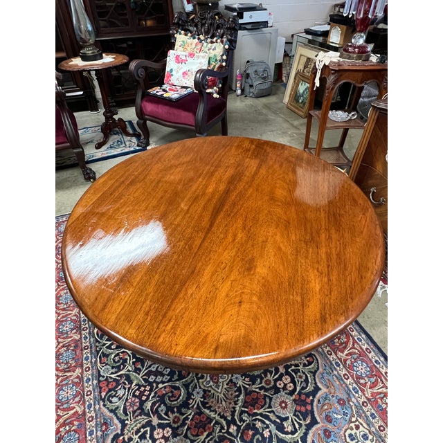 Arts & Crafts 1880s Round Walnut Mahogany Parlor Table For Sale - Image 3 of 4