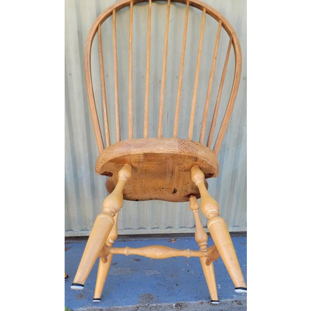 Mid 20th Century Set of Four Natural Bowback Windsor Chairs For Sale In Los Angeles - Image 6 of 7