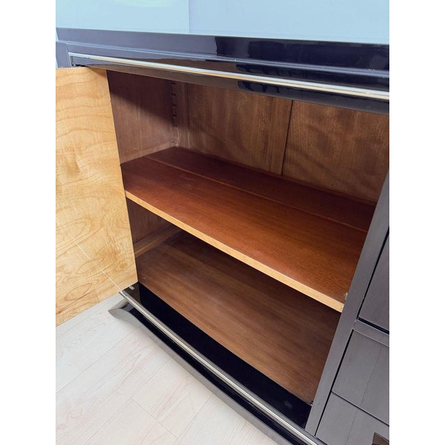 Art Deco Sideboard in Black Lacquer, Maple & Chrome, France, 1930 For Sale - Image 15 of 18