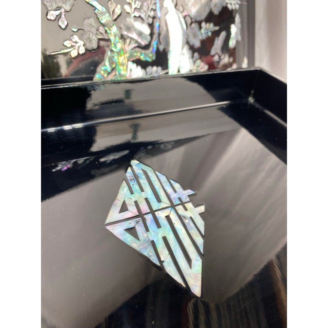 Late 20th Century Korean Mother-of-Pearl Lacquer Document Box With Birds & Blossoms For Sale In San Francisco - Image 6 of 16