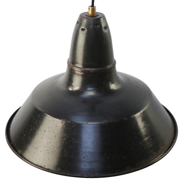 French black / blue Industrial pendant lamp. Used in warehouses and factories in France and Belgium. E26 / E27 Up to 250V...
