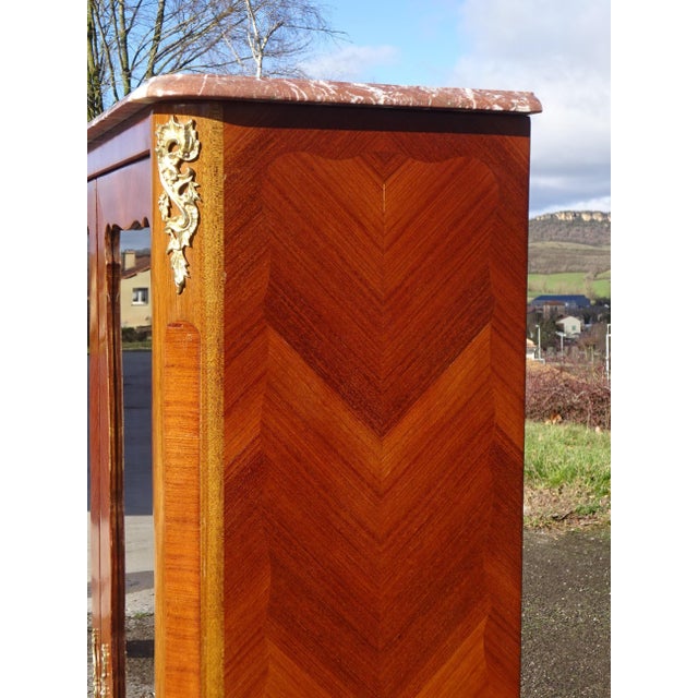 Small Louis XV Style Marquetry Display Case, 1950s For Sale - Image 6 of 18