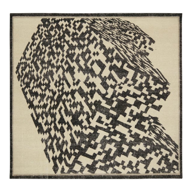 Rug & Kilim’s Distressed Style Abstract Rug in White and Black Geometric Pattern For Sale