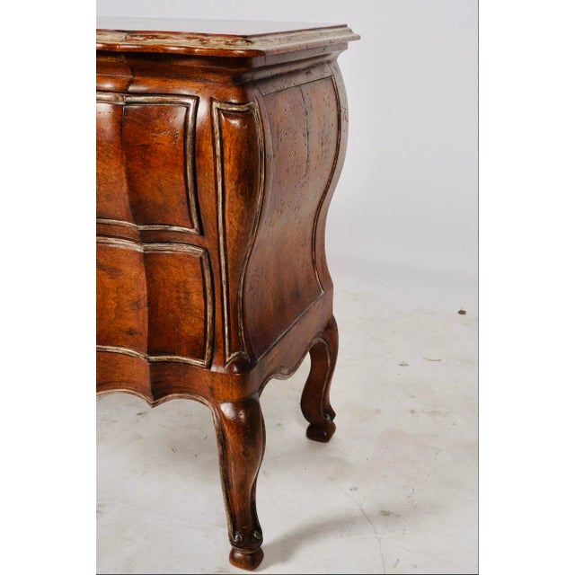 Late 20th Century Pair of Judson Rothschild Style Anastasia Collection Italian Rococo Bombe Walnut Nightstands | Louis XV Style For Sale In Los Angeles - Image 6 of 9