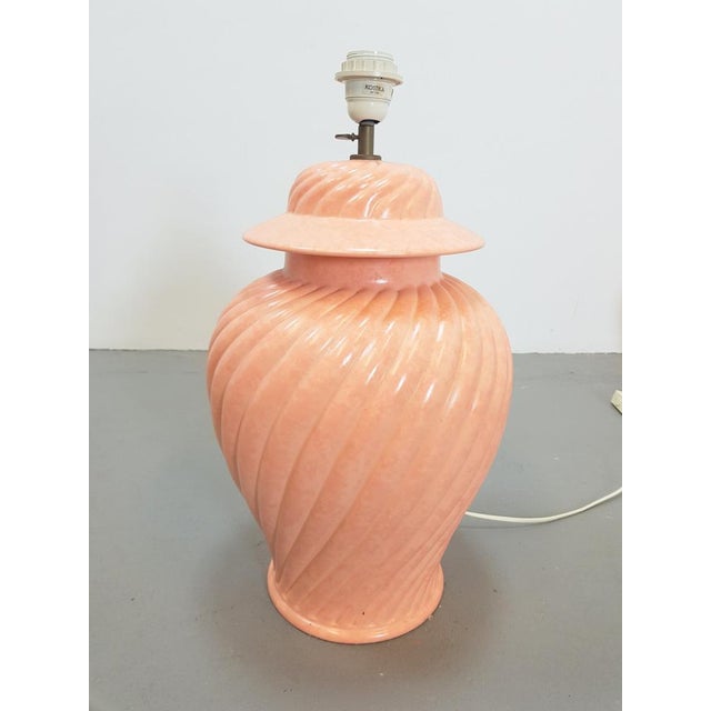 High-quality and beautiful vintage table lamp in pink ceramic by the French manufacturer Kostka, specialized in...