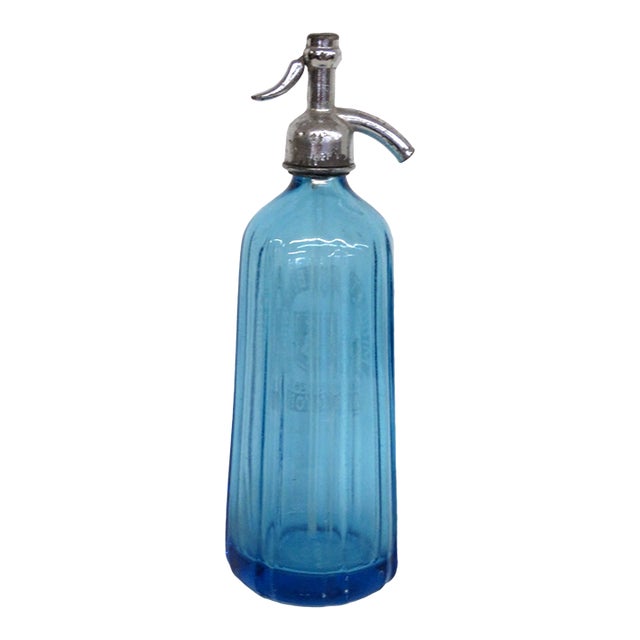 Larocco Bros Blue Glass Seltzer Bottle 26 Oz Middletown Ny Made in Czech 4822b For Sale