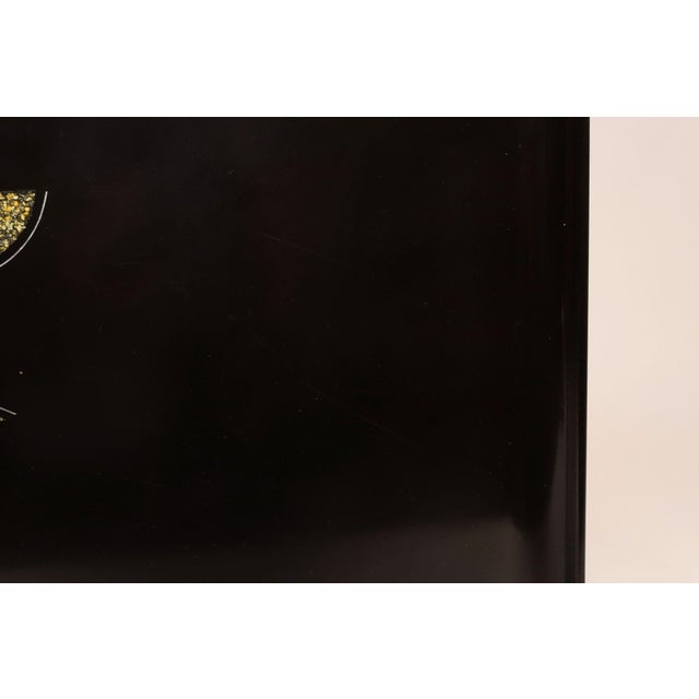 Black Large Rectangular Mid-Century Black Resin Coral and Shell Inlaid "Barware" / "Martini" Drinks Tray by Couroc For Sale - Image 8 of 9