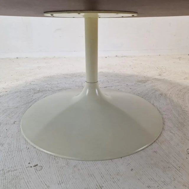 White Circle Coffee Table by Pierre Paulin for Artifort, 1970s For Sale - Image 8 of 13