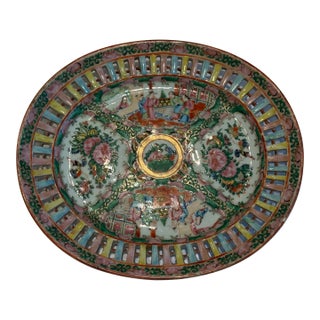 1920s Chinese Export Rose Madallion Reticulated Serving Dish For Sale