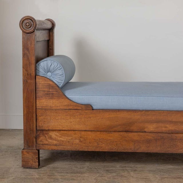 19th Century French Carved Wood Day Bed For Sale - Image 4 of 12