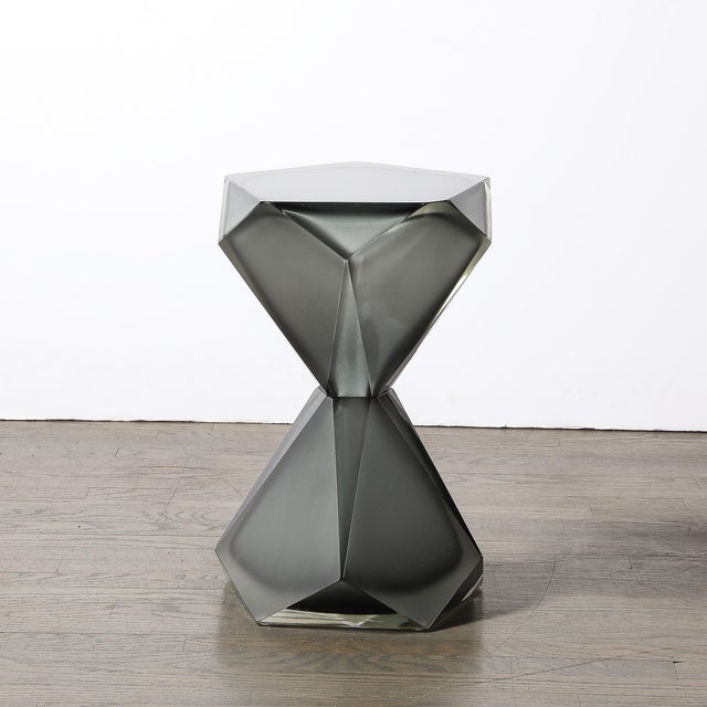 Modernist Handblown Murano Smoked & Frosted Graphite Faceted Hourglass End Table For Sale - Image 4 of 9