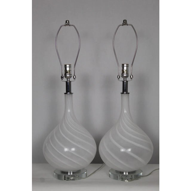 Mid 20th Century Pulegoso Style Murano Glass Lamps - a Pair For Sale In Miami - Image 6 of 12