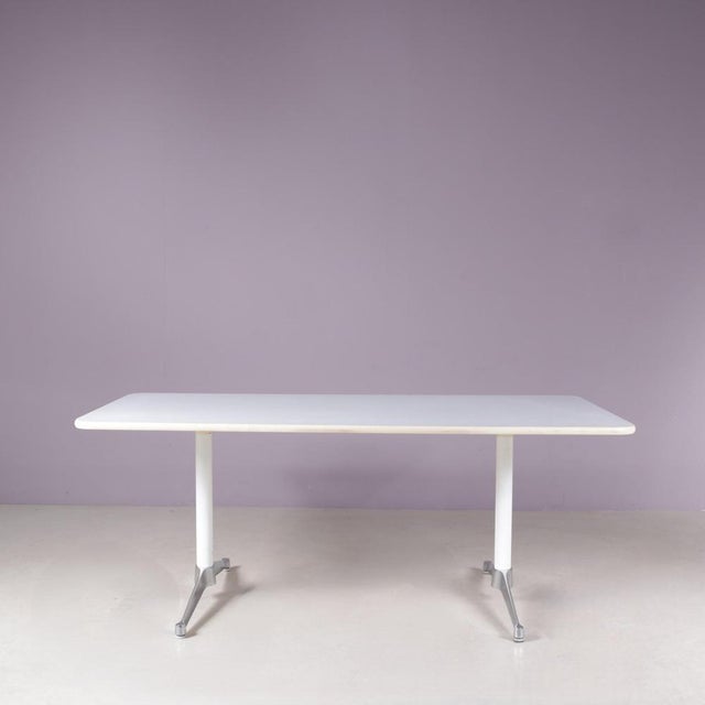 Rectangular Dining Table by Charles & Ray Eames for Herman Miller, 1960s For Sale - Image 6 of 6