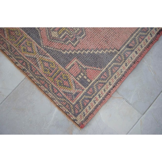 1970s Small Rug, Entryway Rug, Bath Mat, Kitchen Decor, Turkish Rug, Doormat 1'12" X 3'11" For Sale - Image 9 of 10