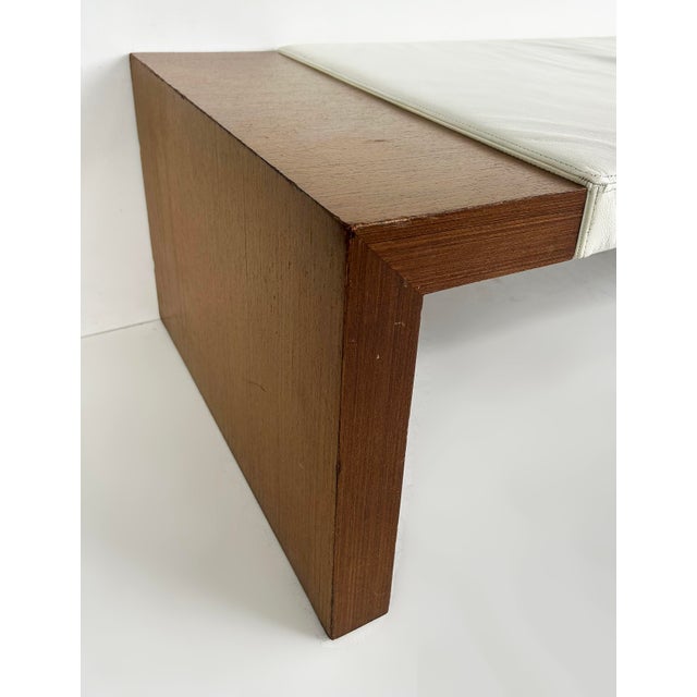 Late 20th Century Contemporary Modern Artefacto Leather and Wood Bench For Sale - Image 4 of 7