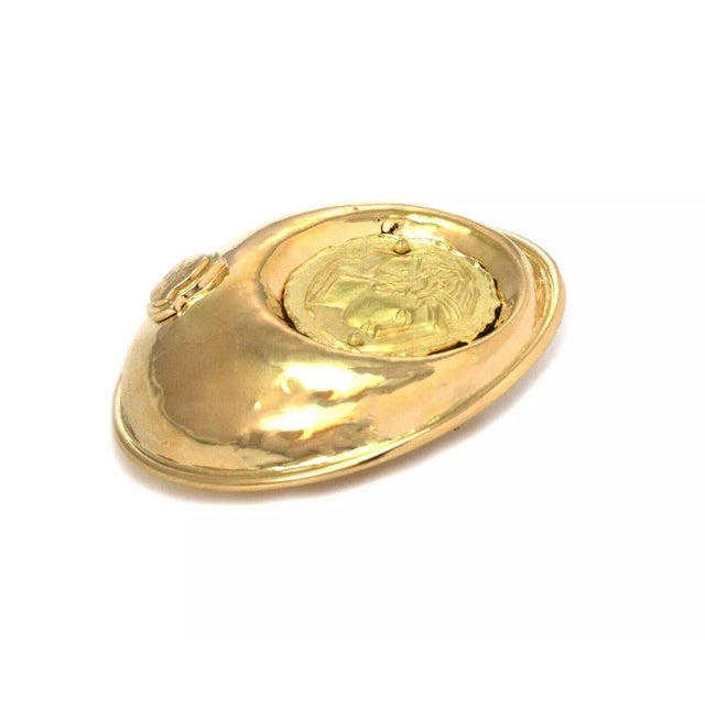 Late 20th Century Woman Cameo Large Fancy 18k Yellow Gold Dome Earrings, 2 Pieces For Sale - Image 5 of 5