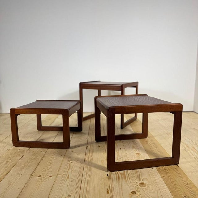 Set of 3 nesting tables in Teak – Danimarca, 1961