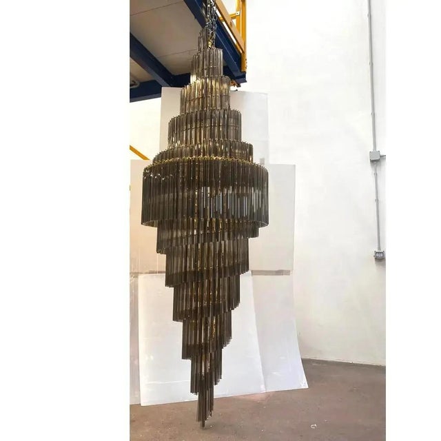 Impressive Huge “Quadriedro” Fumè twister Chandelier. Luxury chandelier with fumè “quadriedro” elements in Venini Style....