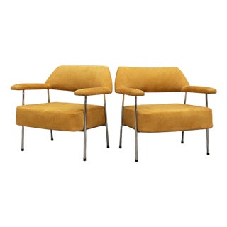 Brazilian Modern Pair of Armchairs in Metal & Nubuck Leather by Joaquim Tenreiro, 1950s – Lot 322 For Sale