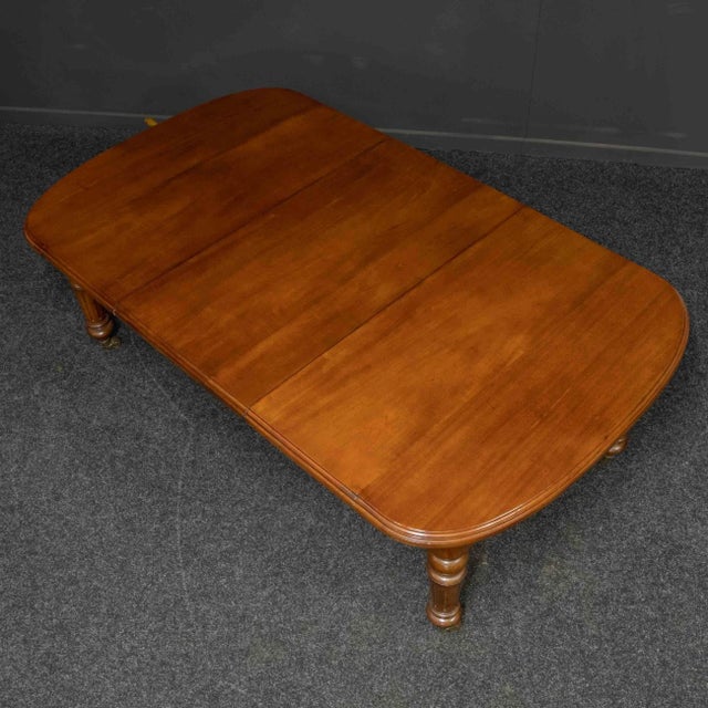 A good Victorian mahogany one leaf extending table complete with the original winding handle and castors. The turned legs...