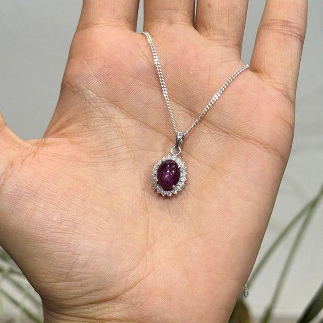 Gemstone Oval Star 7.71 Ct Ruby Solitaire Pendant With Diamond Halo in Center For Sale - Image 7 of 15