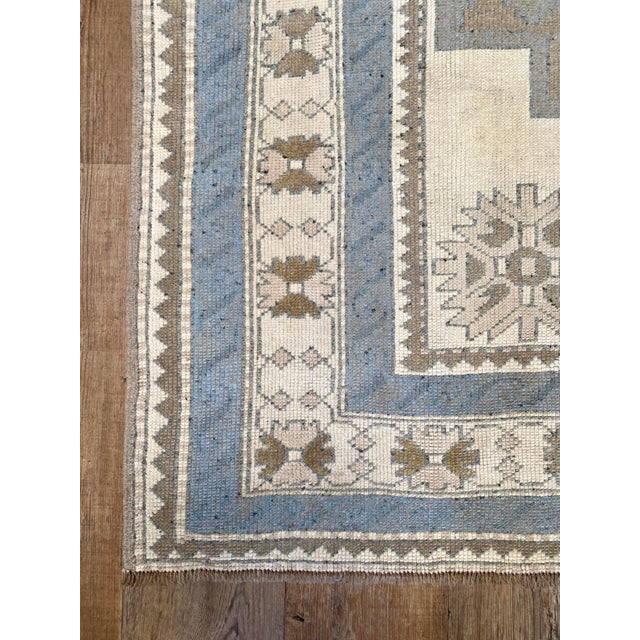 Boho Chic Bellwether Rugs Vintage Oushak - 4'11" X 7'2" For Sale - Image 3 of 5