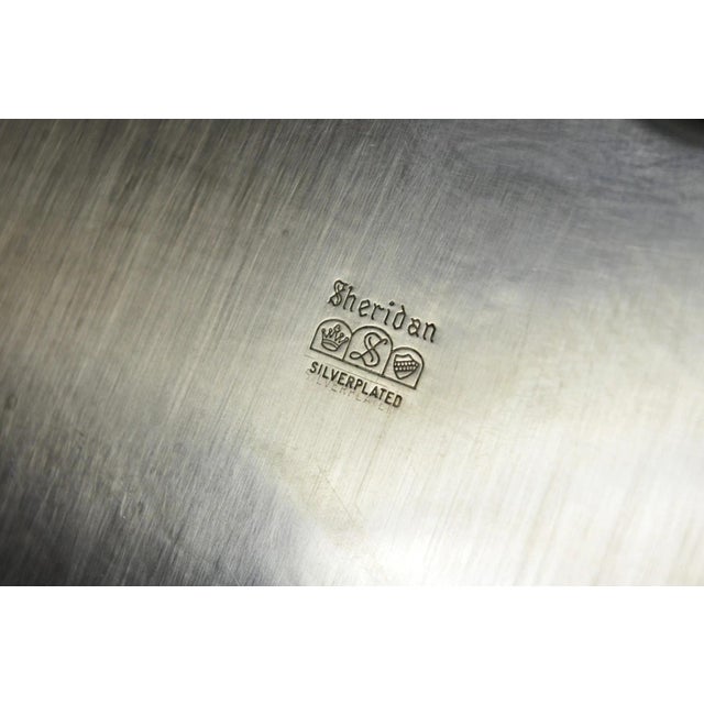Vintage Sheridan English Victorian Silver Plated Footed Serving Platter Bar Tray For Sale - Image 13 of 14