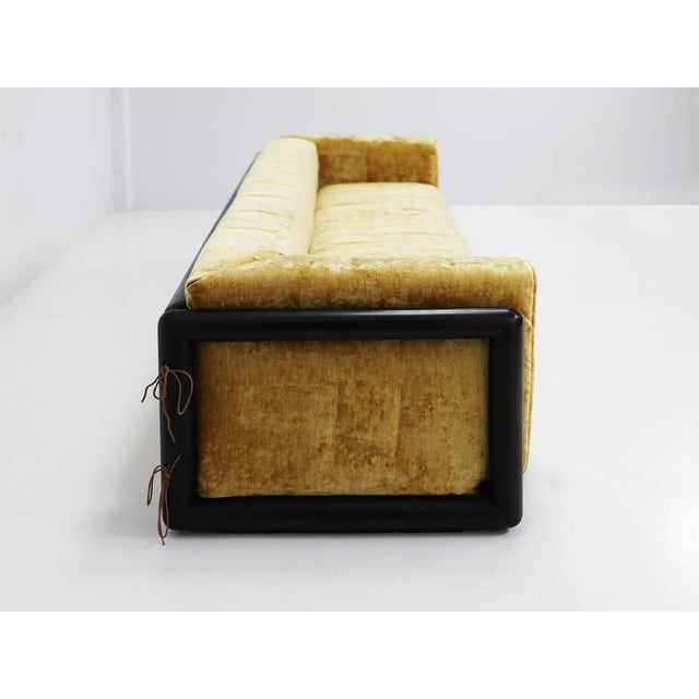 Textile Large Cornaro Sofa in Simon Velvet by Carlo Scarpa for Simon by Dino Gavina, Italy, 1969 For Sale - Image 7 of 11