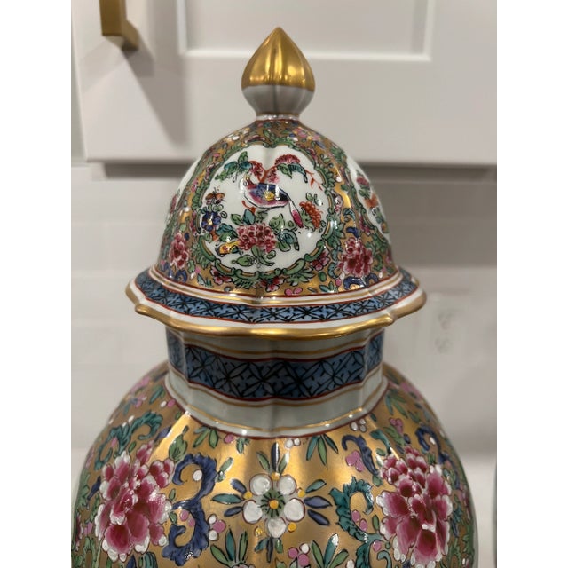 Pair, Samson French Porcelain Famille Rose Medallion Pallet Porcelain Urns For Sale In Boston - Image 6 of 12