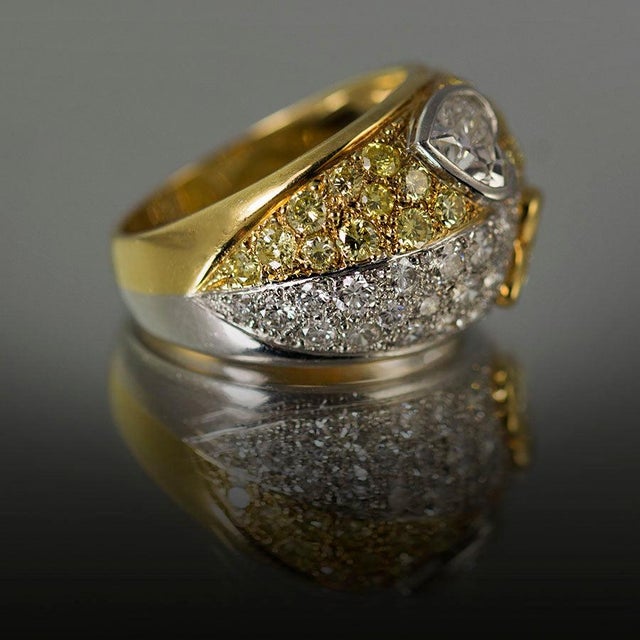 Contemporary Late 20th Century Keith Davis Yellow Diamond Ring, Size 7.25 For Sale - Image 3 of 5