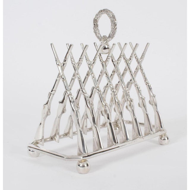1980s 20th Century Vintage Large Silver Plated Crossed Rifles Toast Rack, 1980s For Sale - Image 5 of 13
