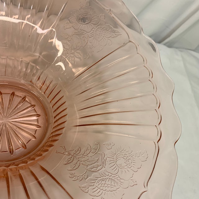 C. 1930s Antique Anchor Hocking Pink Depression Glass Deep Scalloped Fruit or Serving Bowl in the Mayfair (Open Rose) Pattern For Sale In Chicago - Image 6 of 8