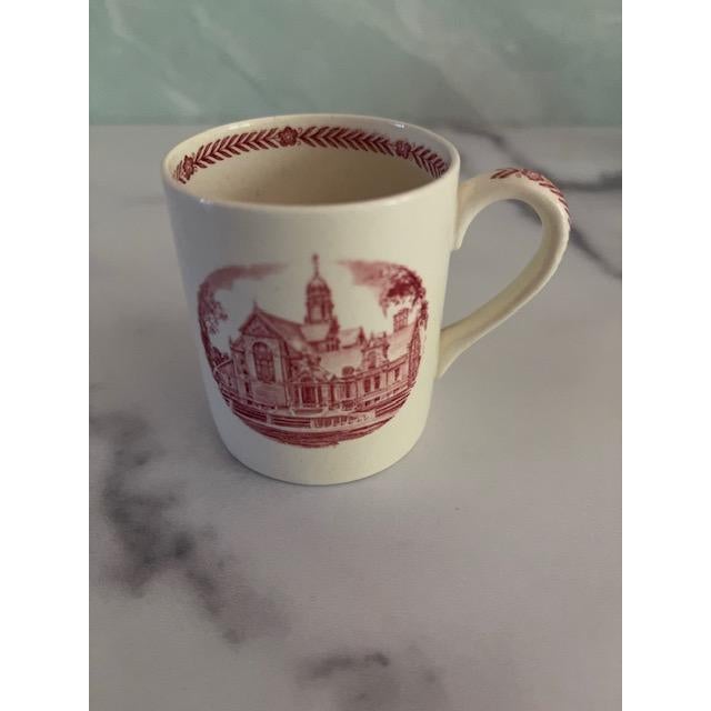 1930s Wedgwood The American School Harvard University Tercentenary Demitasse Set of 4 Cups and Saucers - 8 pcs For Sale In New York - Image 6 of 11