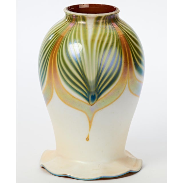 Glass Mid 20th Century Quezal Style Pulled Feather Glass Lamp Shade For Sale - Image 7 of 11