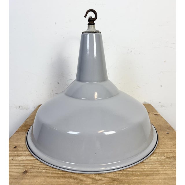 Large Industrial British Grey Enamel Factory Pendant Lamp from Benjamin, 1960s For Sale - Image 11 of 18