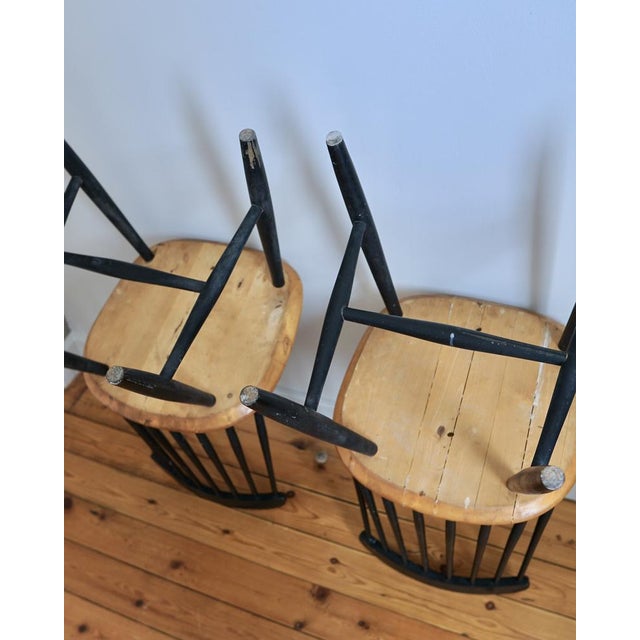 Mid-Century Modern Set of Fanett Model Chairs by Tapiovaara, 1960s, Set of 2 For Sale - Image 3 of 18