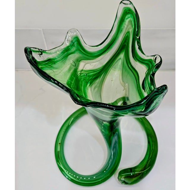 Mid-Century Modern Emerald Swirl Murano Style Handkerchief Vase For Sale - Image 4 of 9