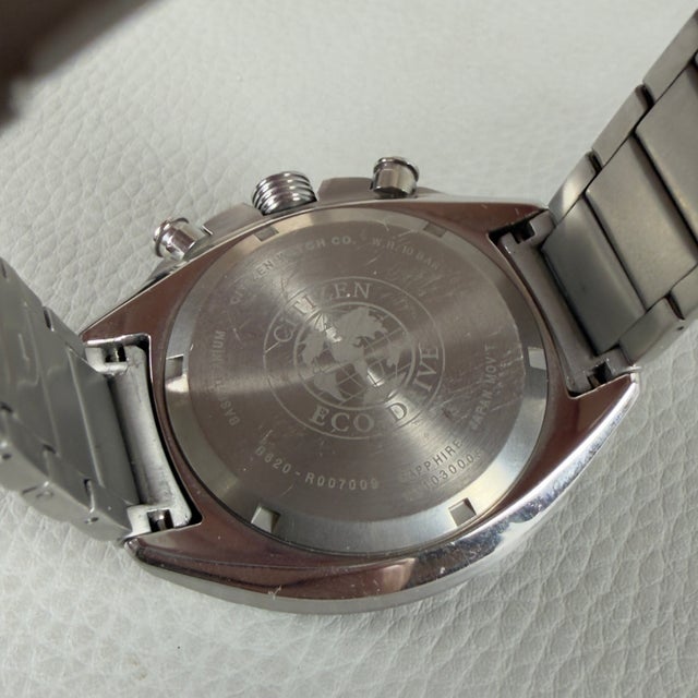 Black Citizen Eco-Drive Chronograph Titanium Water Resistant Wristwatch, 2010s For Sale - Image 8 of 11