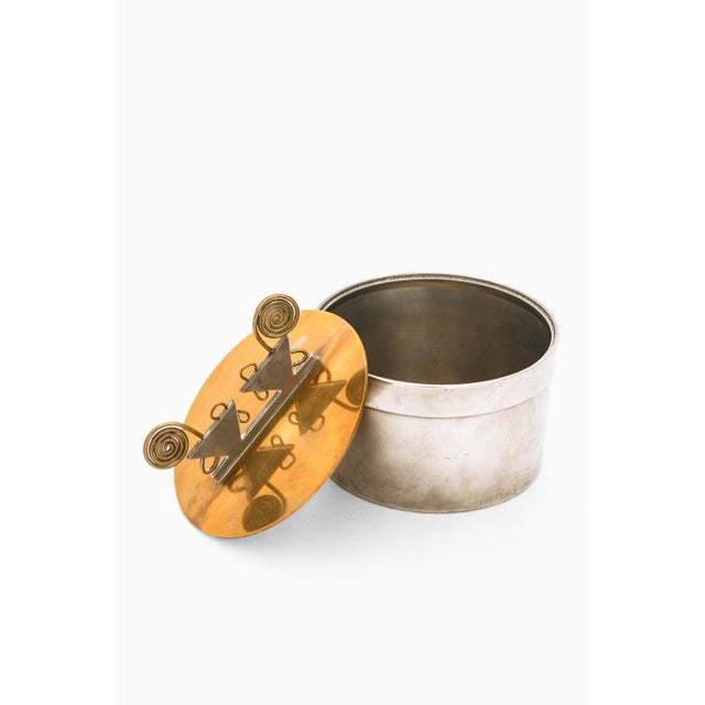 1940s Scandinavian Modern Jar in Brass and Pewter attributed to Ivar Ålenius-Björk, 1940s For Sale - Image 5 of 8