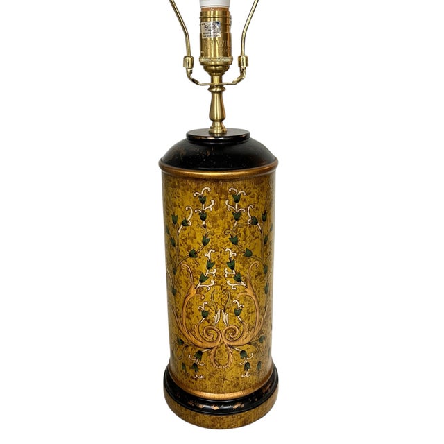 Farmhouse Vintage Wildwood Hand Painted Italian Toile Design Lamp, Original Scalloped Edge Shade For Sale - Image 3 of 9