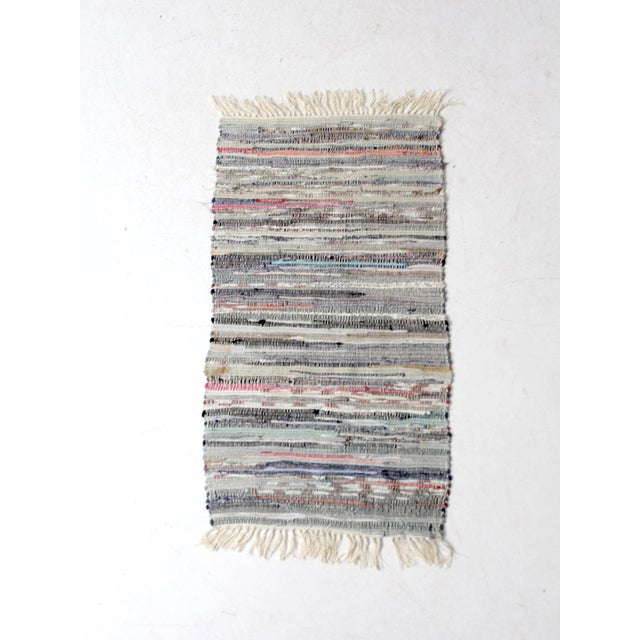 Farmhouse Vintage Farmhouse Rug For Sale - Image 3 of 8