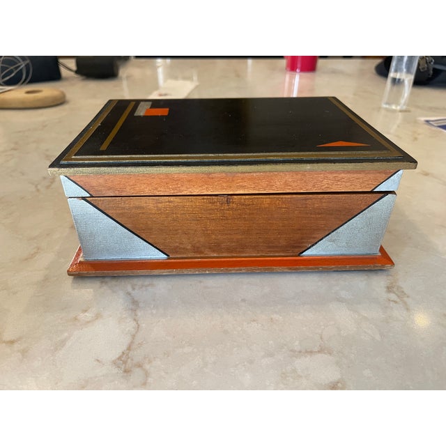 Art Deco 1930s Paul Frankl Style Art Deco Lidded Hand-Painted Geometric Cigar Box Jewelry Box For Sale - Image 3 of 8