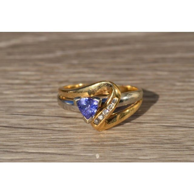 The Wispen: Ladies Signed Two Tone Gold Crossover Ring set with Topaz and Diamonds For Sale In Philadelphia - Image 6 of 9