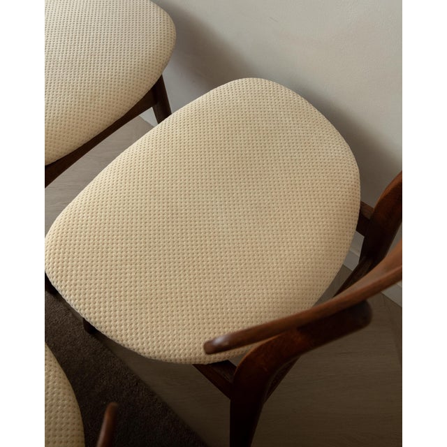 Mid-Century Modern Teak CH30 Dining Chairs by Hans J. Wegner for Carl Hansen & Son, 1960s, Set of 4 For Sale - Image 15 of 18