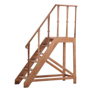 A Set of European Pine Library Steps, C. 1910. For Sale