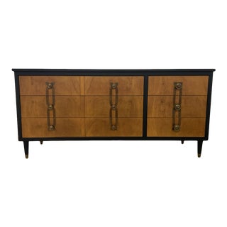 Mid Century Modern Johnson Brothers John Stuart Long Chest of Drawers For Sale